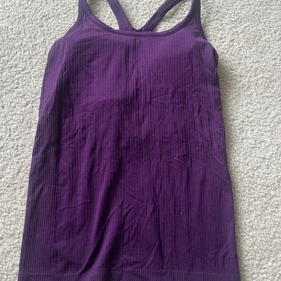 Ebb to Street Tank Top  Light Support Dramatic Magenta Size 6 like new - Picture 5 of 7
